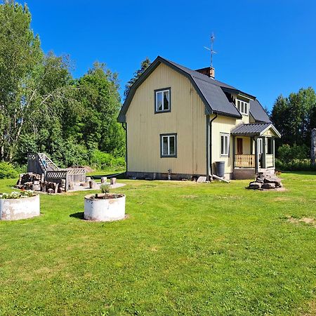 Gula Huset, Lakene Ostgard Eksteriør billede